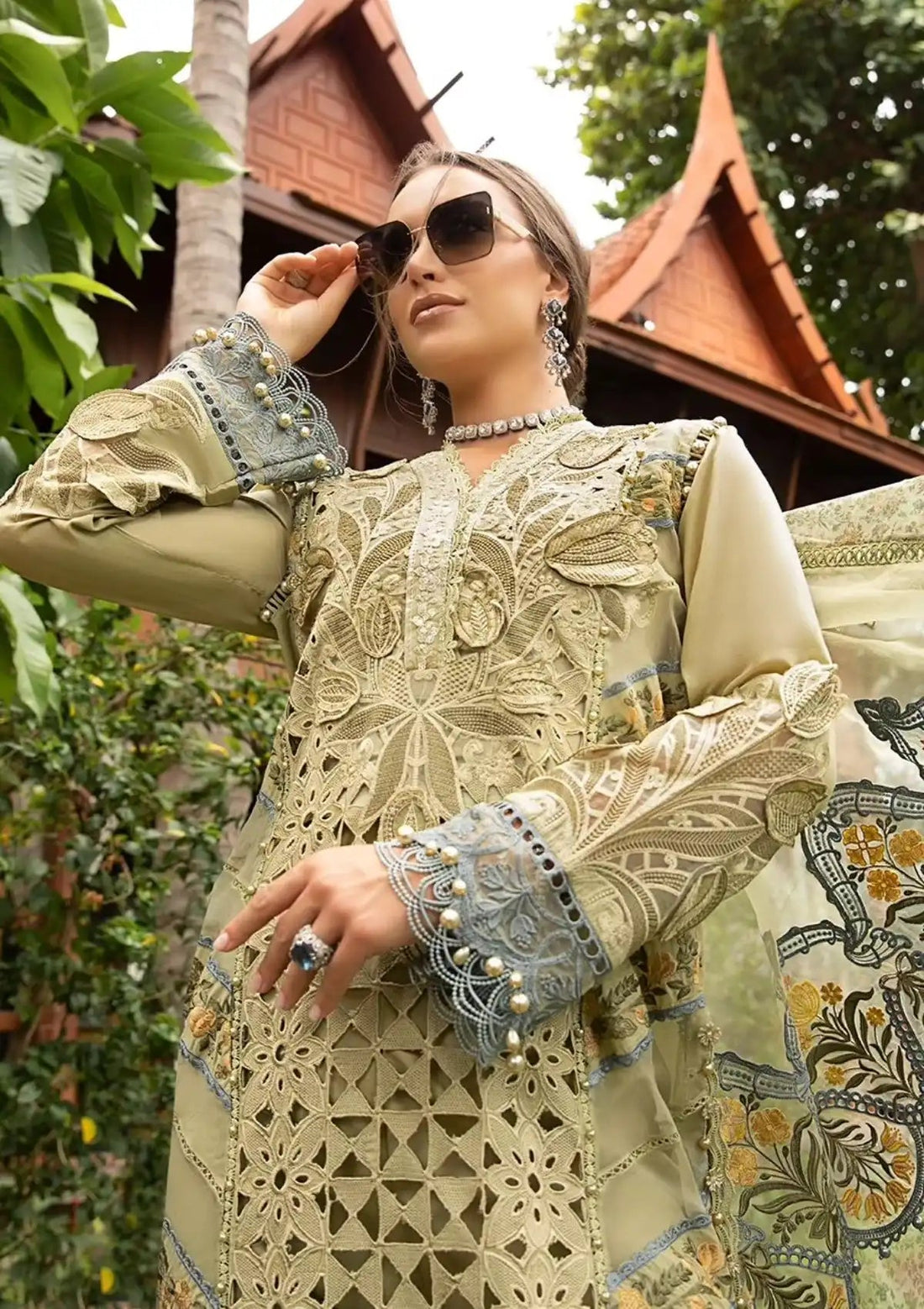 Embroidered Dhanak 3-Piece Suit with Embroidered Shawl - D-076