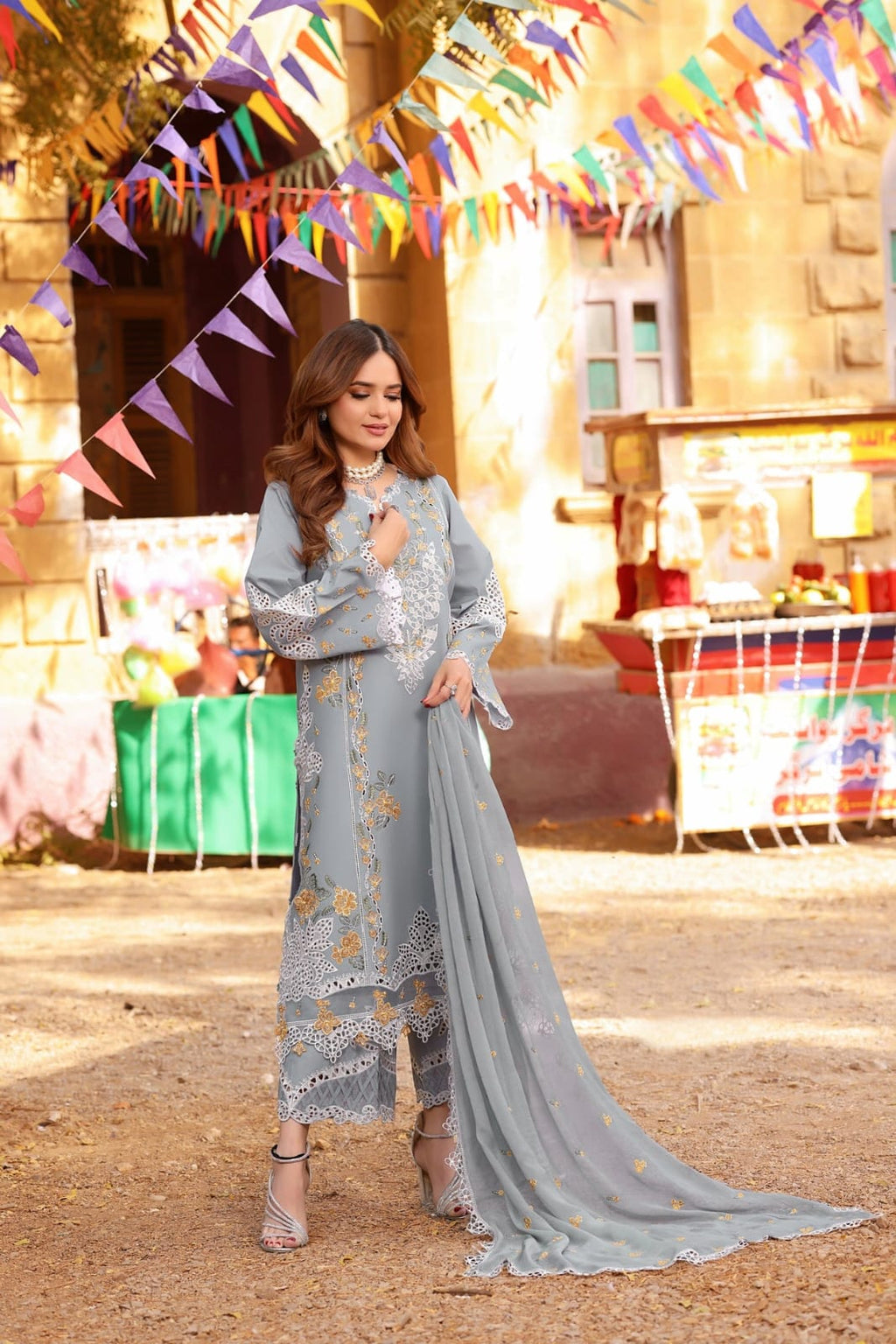 Embroidered Dhanak 3-Piece Suit with Embroidered Shawl - D-071