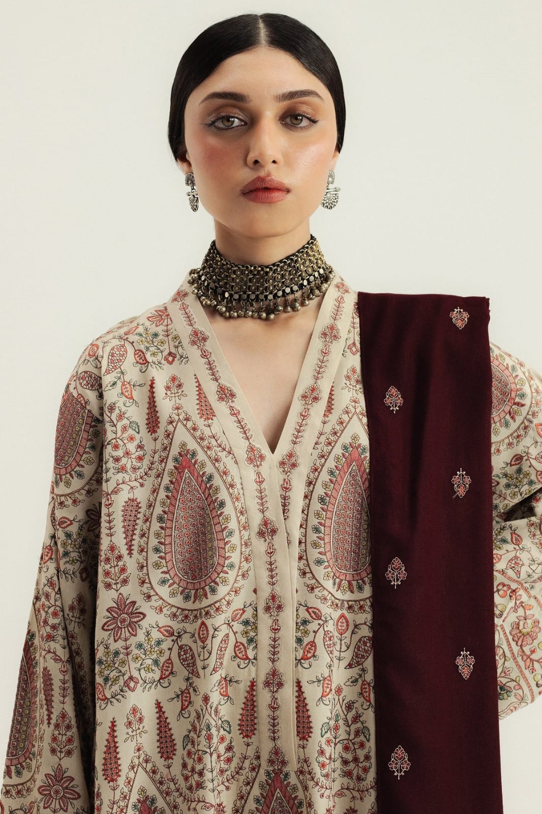 Embroidered Dhanak 3-Piece Suit with Embroidered Shawl - D-075