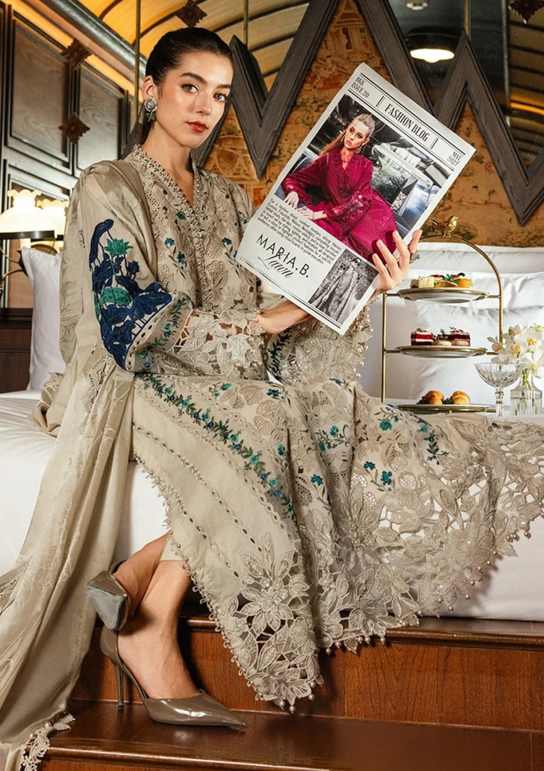 Embroidered Dhanak 3-Piece Suit with Embroidered Shawl - D-077