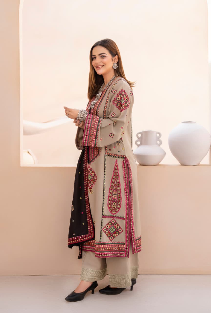 Embroidered Lawn 3-Piece with Embroidered Dupatta – BL-089